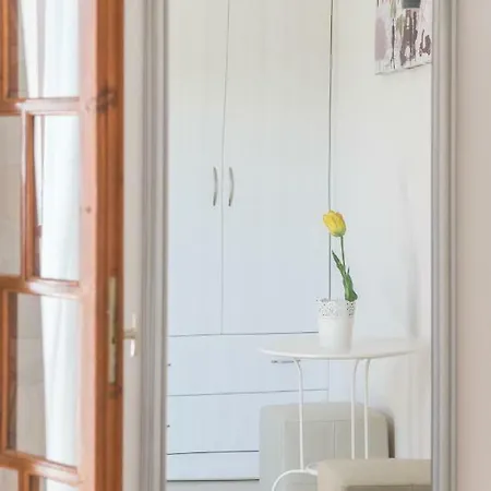 Apartment Nikos & Vivi *